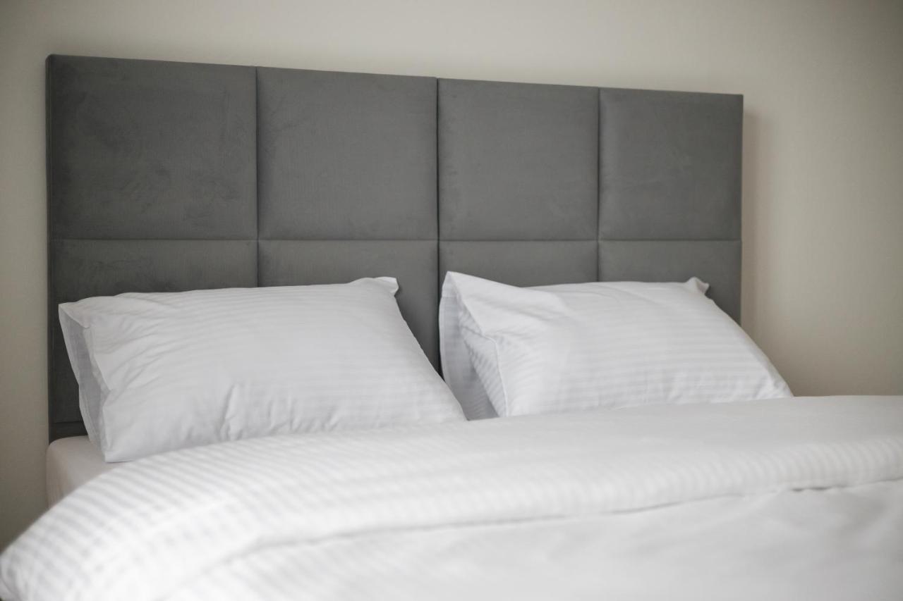 Hohome Comfy Apartments Варшава Екстер'єр фото